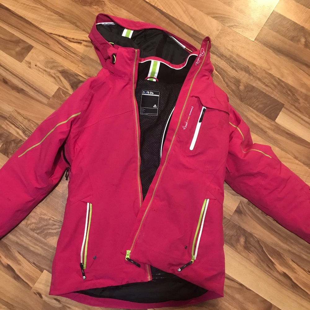Ski/winter jacket